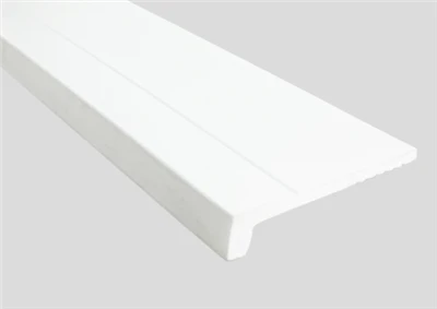 Moderne PS-plint, schone randen, eenvoudige installatie